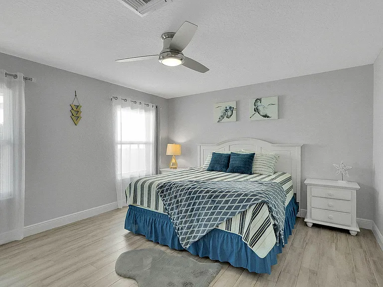 1176 Staghorn St — Photo 16