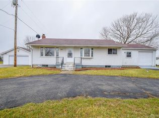 7843 Arlington Rd, Brookville, OH 45309