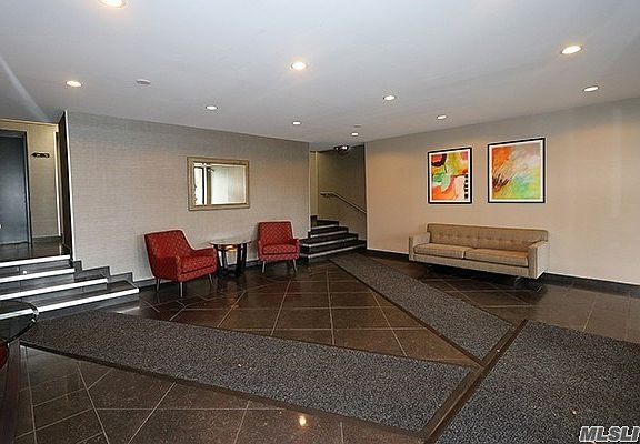 2nd image of 1 Birchwood Ct APT 3L