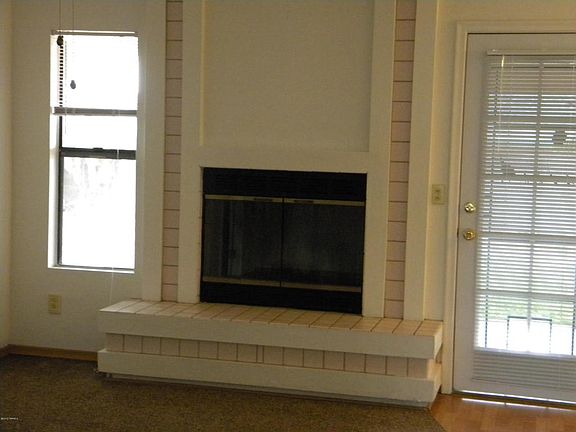 2nd image of 4619 W Bayberry St