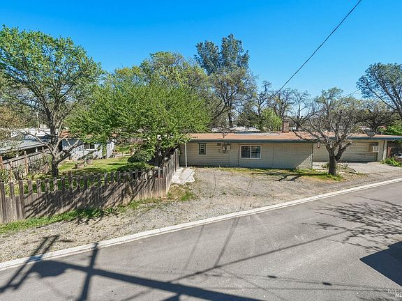 5th image of 3676 Madrone Street