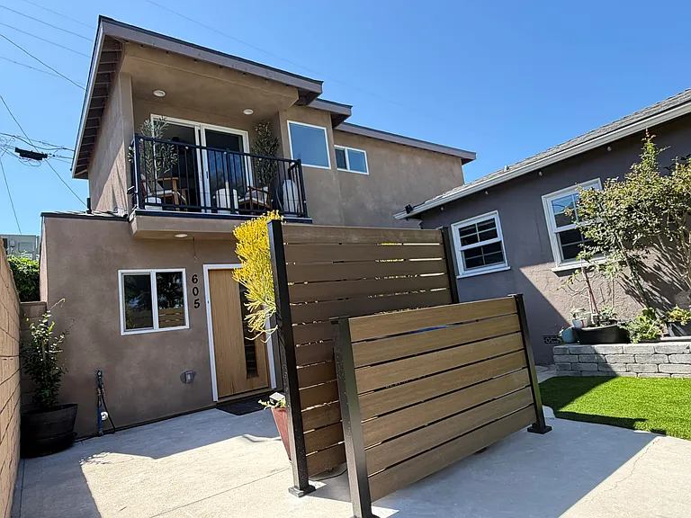 605 Manila Ave #A — Photo 10