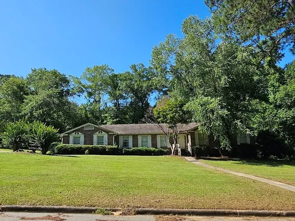 386 Stonebridge Ln, Ozark, AL 36360