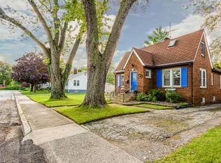516 Kingsley Ave, Saint Joseph, MI 49085