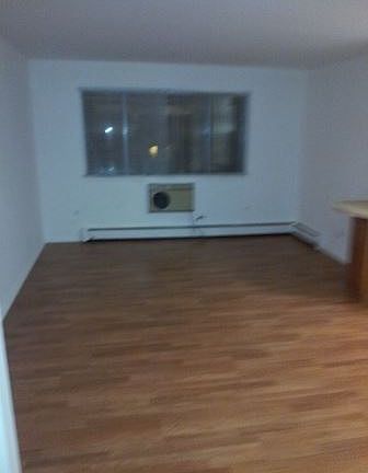 4th image of 5633 N Winthrop Ave APT 509