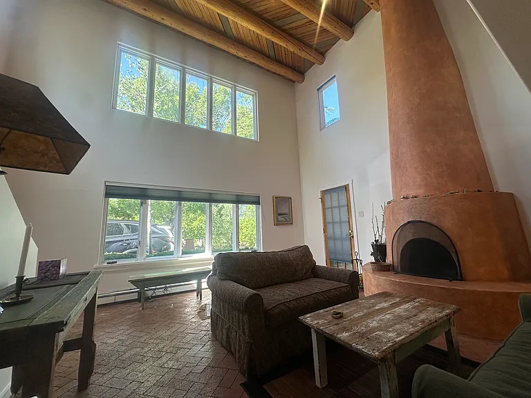 307 Loma Arisco — Photo 3