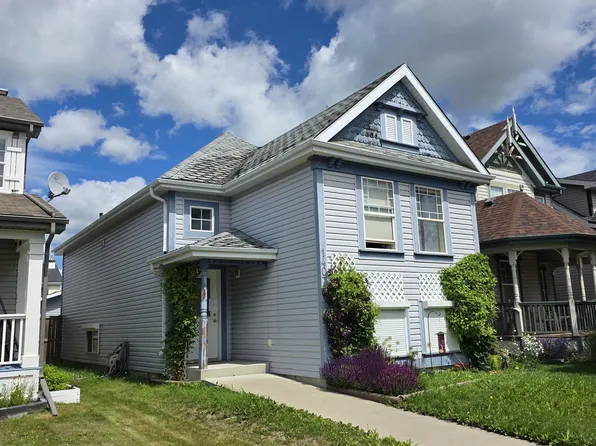 14072 151st Ave NW, Edmonton, AB T6V 1V1