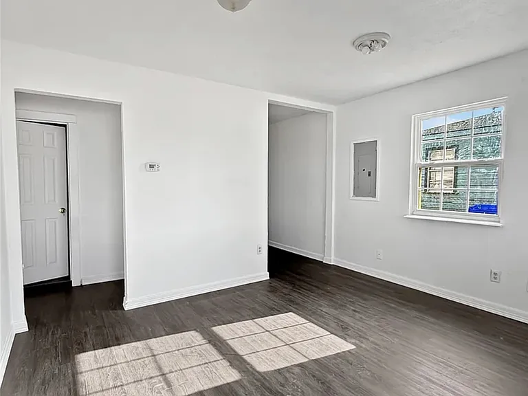 1013 Joe Bailey St — Photo 5