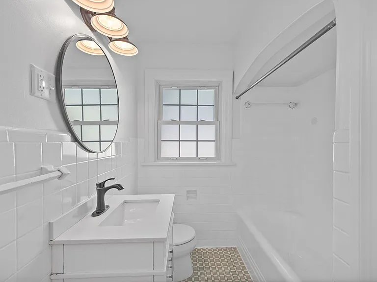 1377 Collinsdale Ave — Photo 12