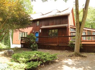 27 Great Hillwood Rd, Moodus, CT 06469