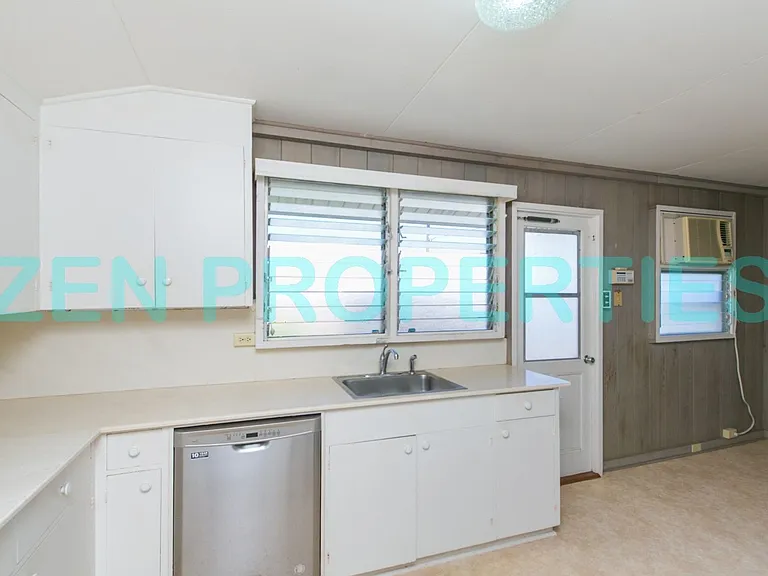 5616 Kawaikui St — Photo 10