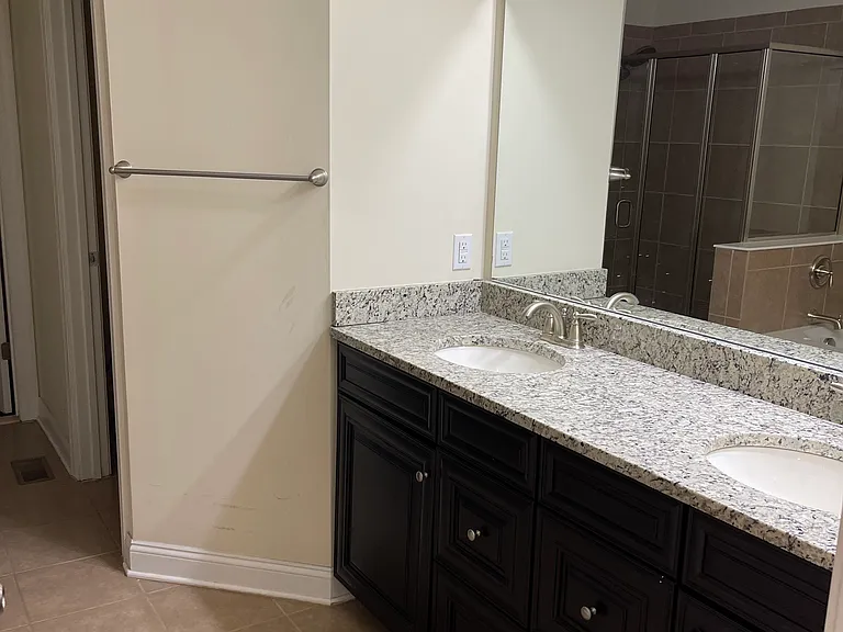 111 Elton Farm Cir — Photo 13