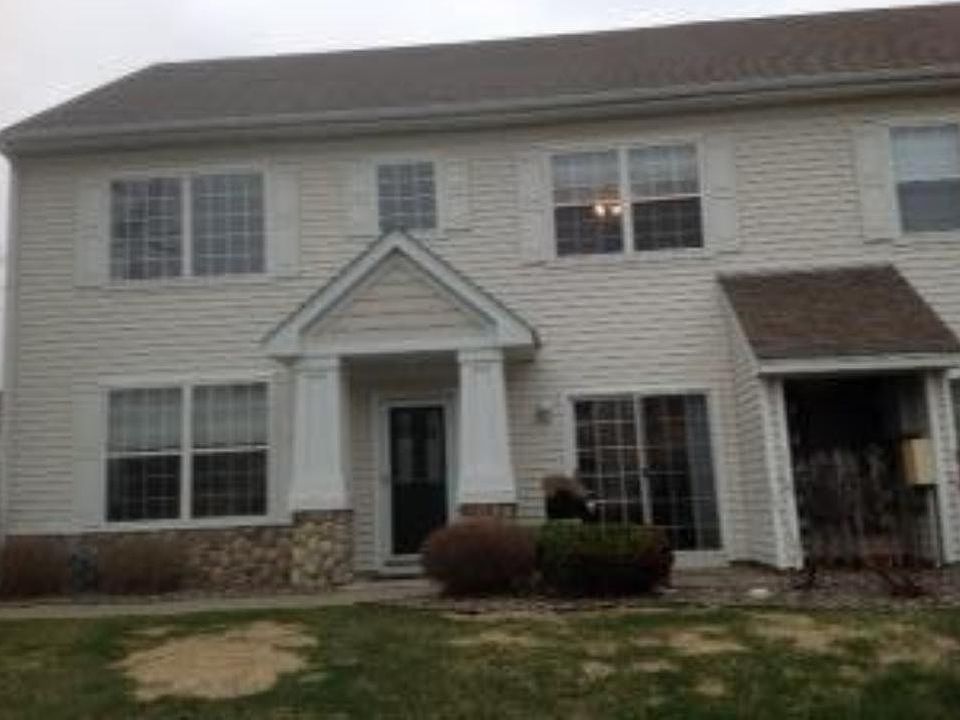 1st image of 5101 Hummingbird Ln #161