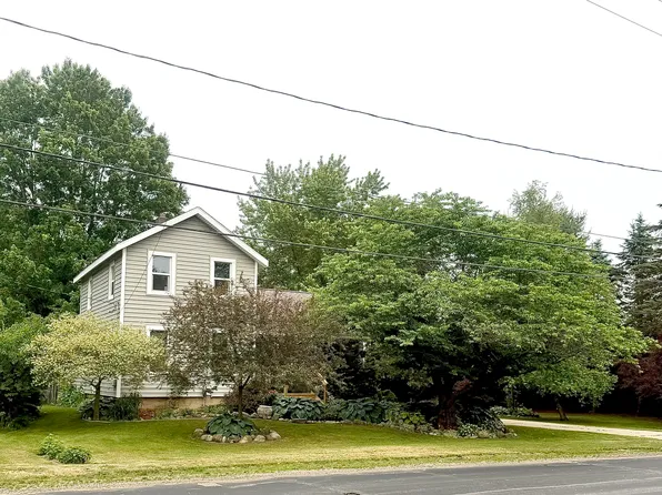 283 S East Ave, Napoleon, MI 49261