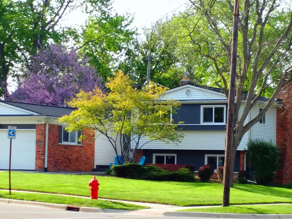 1st image of 2050 Yorktown Dr