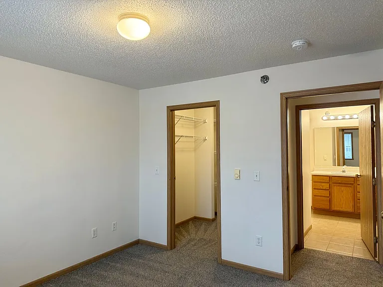 Pointe West II — Photo 12