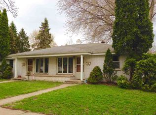 1317-1319 Dousman St, Green Bay, WI 54303