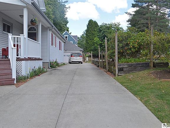 3rd image of 27 Glenview Ave