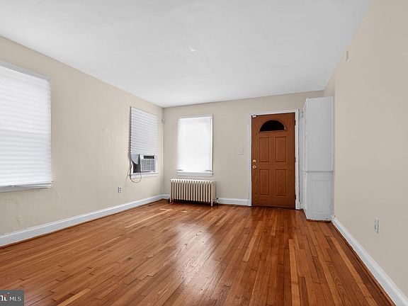 4th image of 516 Lebaum St SE