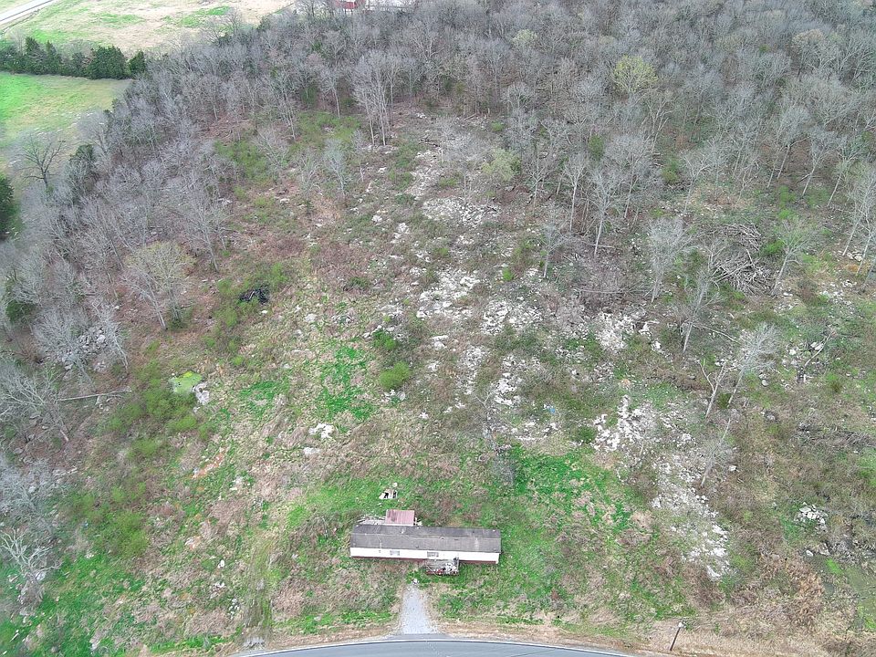 1st image of 718 Gant Rd