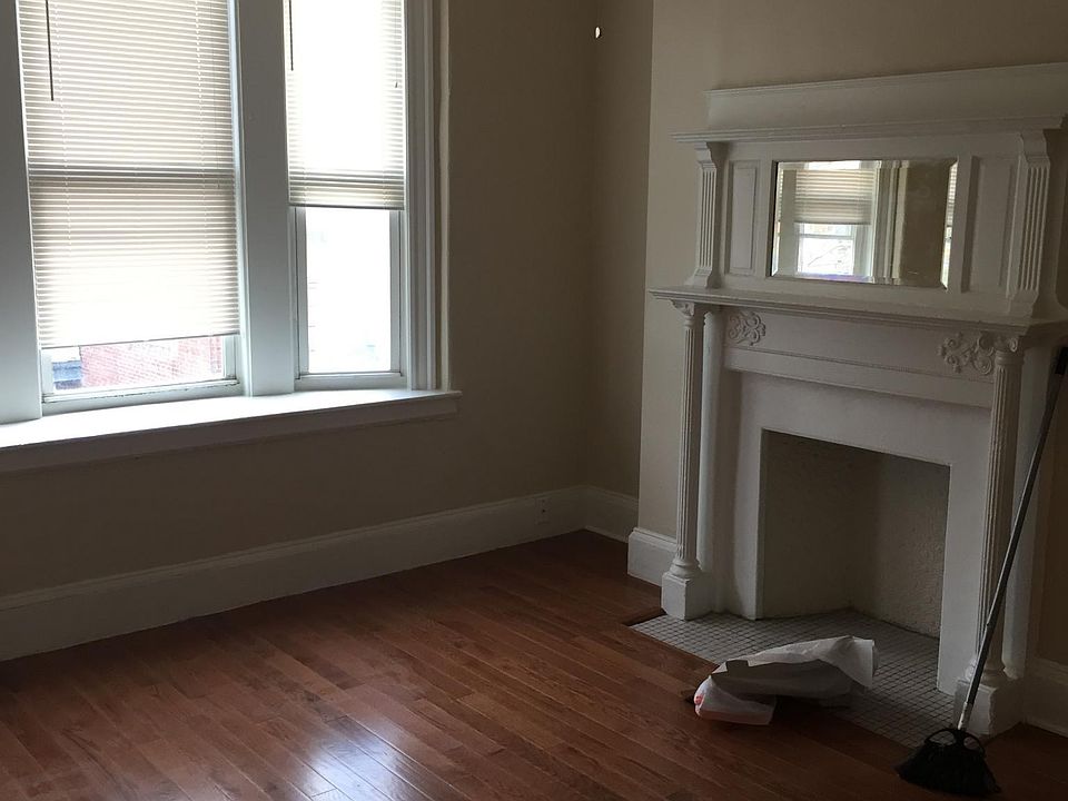 2nd image of 1 Linden St APT 02A