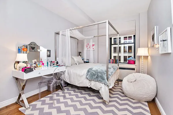 Rented by Keller Williams NYC | media 28