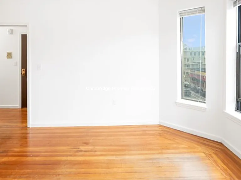 790 Main St #8 — Photo 7