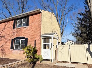425 Kalmia St #1, Warminster, PA