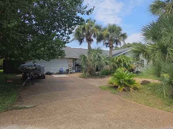806 White Oak Ct, Panama City Beach, FL 32408
