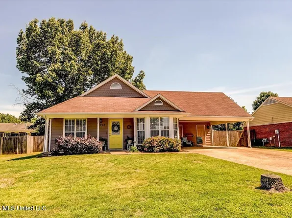 4203 Blackstone Dr, Horn Lake, MS 38637