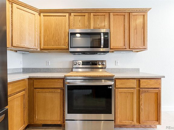 3rd image of 8976 Fox Drive #1-102