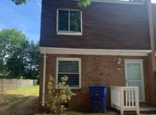 627 W 11th St, Front Royal, VA 22630