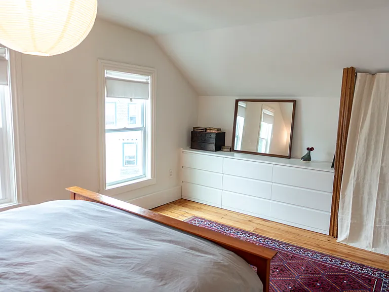 First bedroom (third floor)