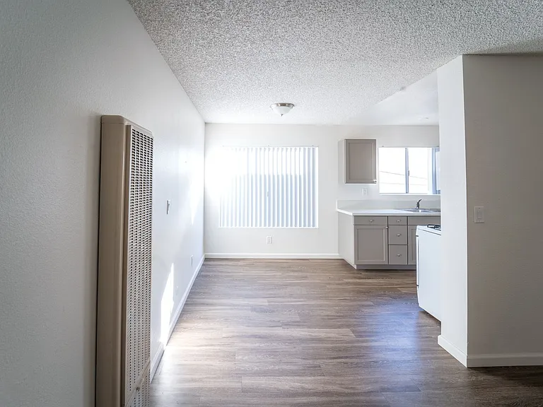 1032 Beryl St #2 — Photo 3