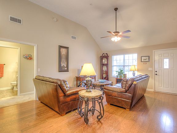 2nd image of 718 Silverhill Dr
