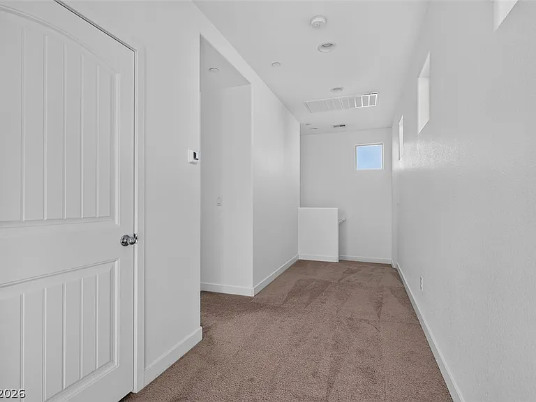 1100 E Sunset Rd — Photo 32