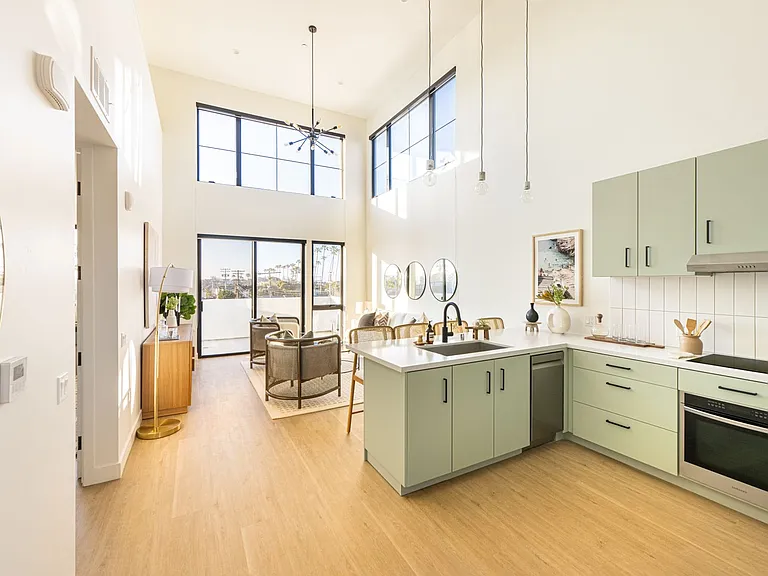 The Flats South Oceanside - where modern luxury meets coastal lifestyle — Photo 29