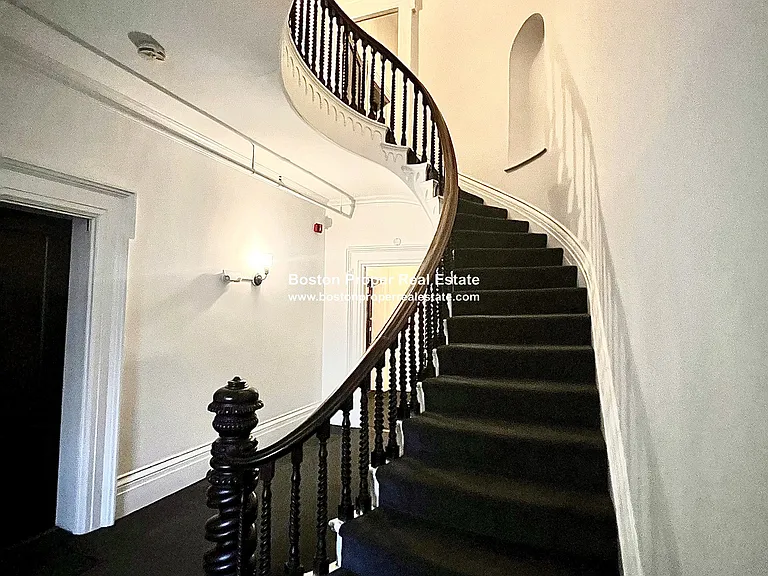 2 Joy St #4 — Photo 8