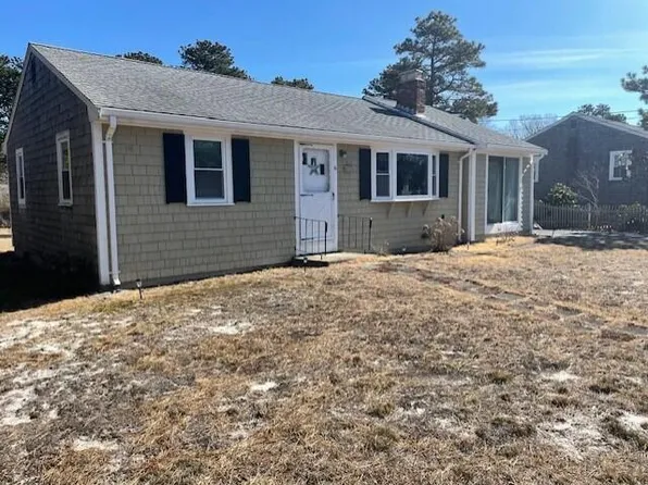 6 Bassett Lane, Dennis Port, MA 02639