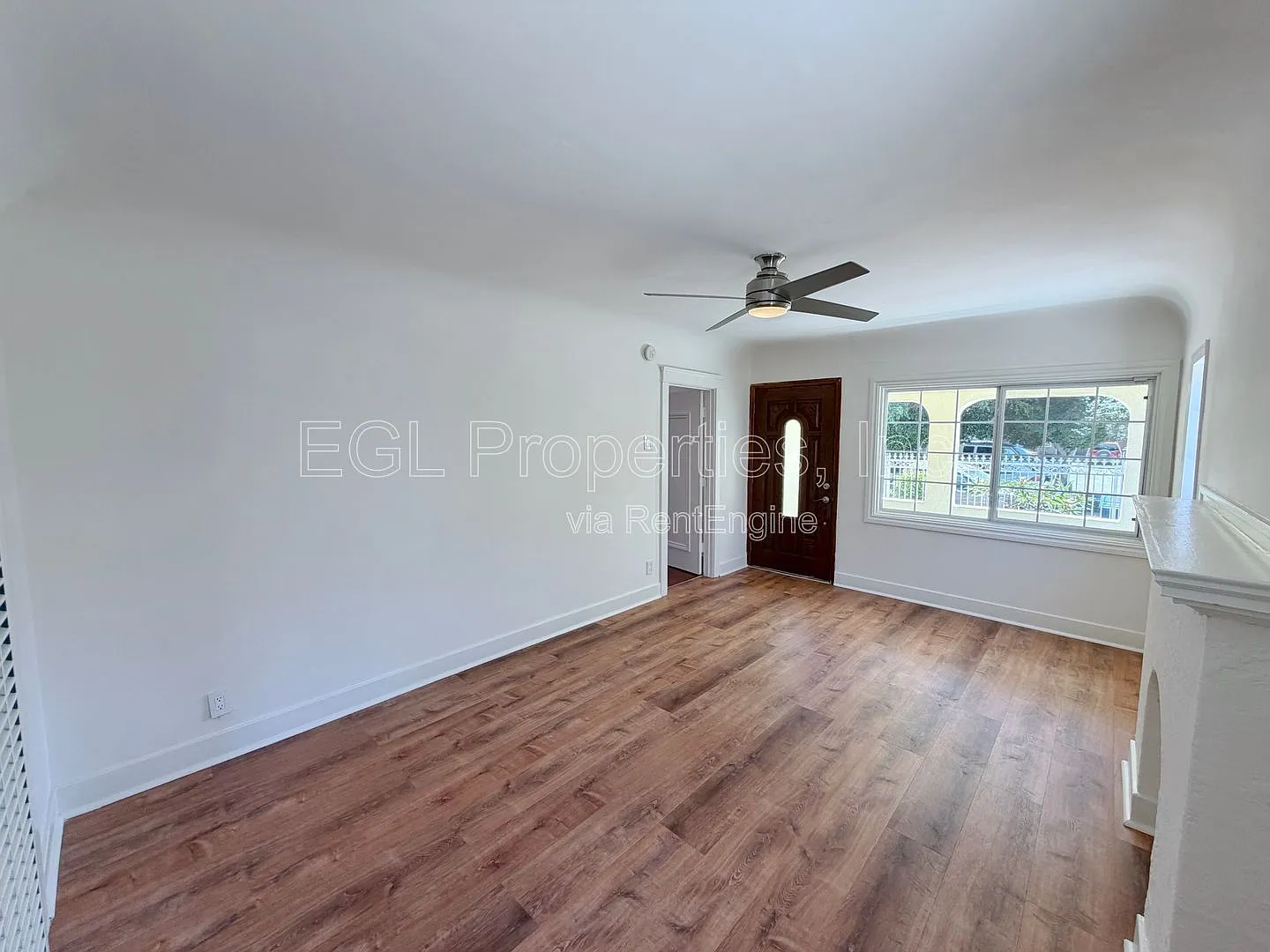 3 bed, 2.0 bath, 1080 sqft, $3,995 — Photo 4