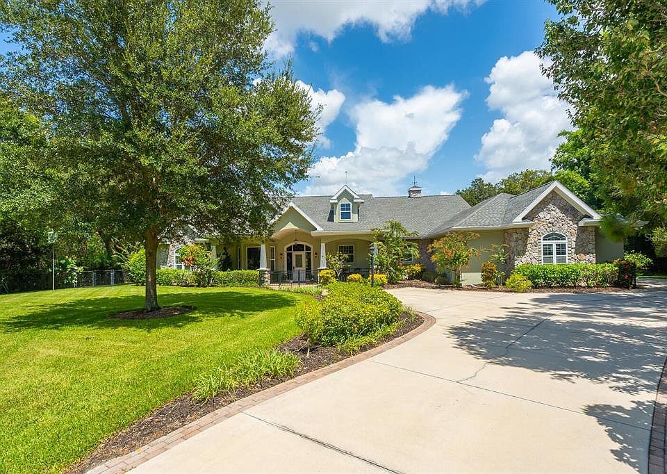1st image of 3323 W Forest Lake Cir