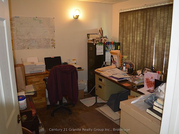 5th image of 230 River Bend Dr