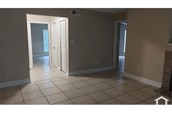 Building Photo - 8734 Mallard Reserve Dr