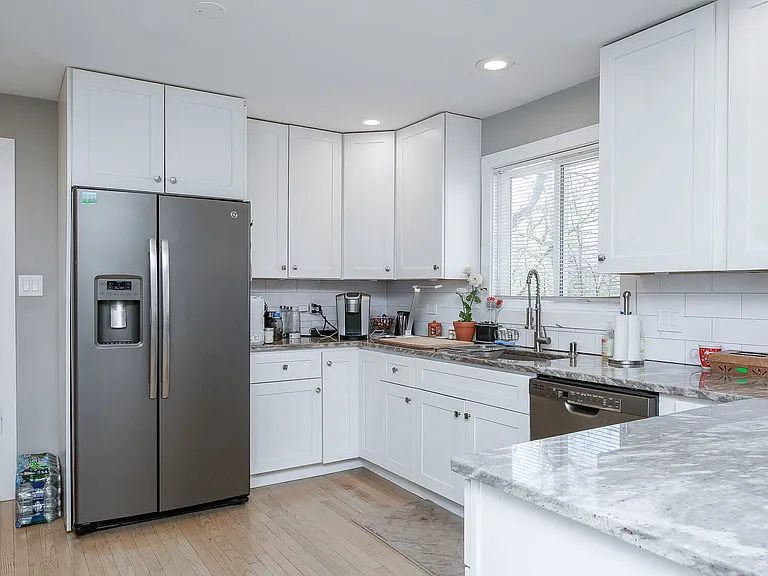 3309 York Rd — Photo 5