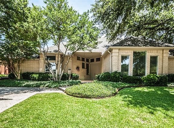 5th image of 2818 Miramar Dr