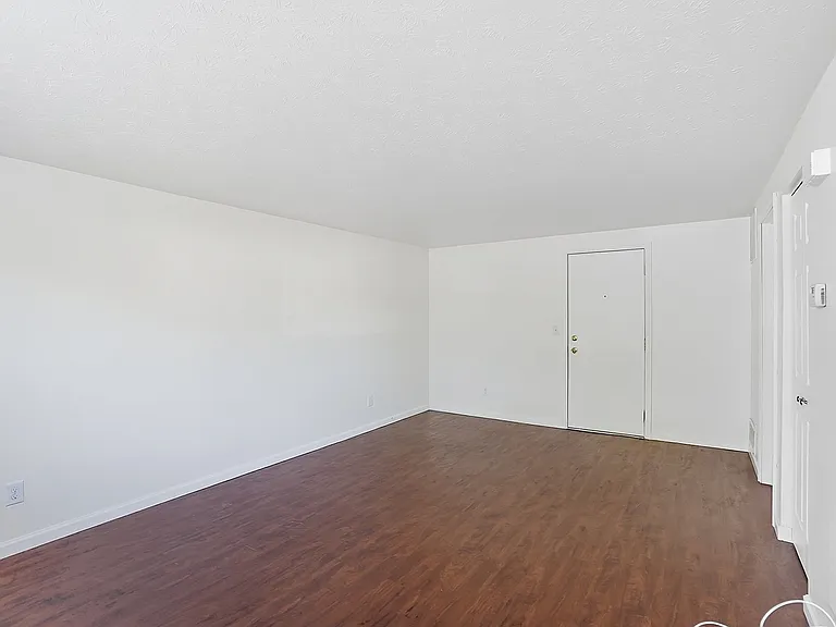 1644 Villa South Dr — Photo 8