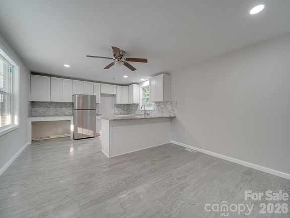5th image of 3980 Fish Pond Rd