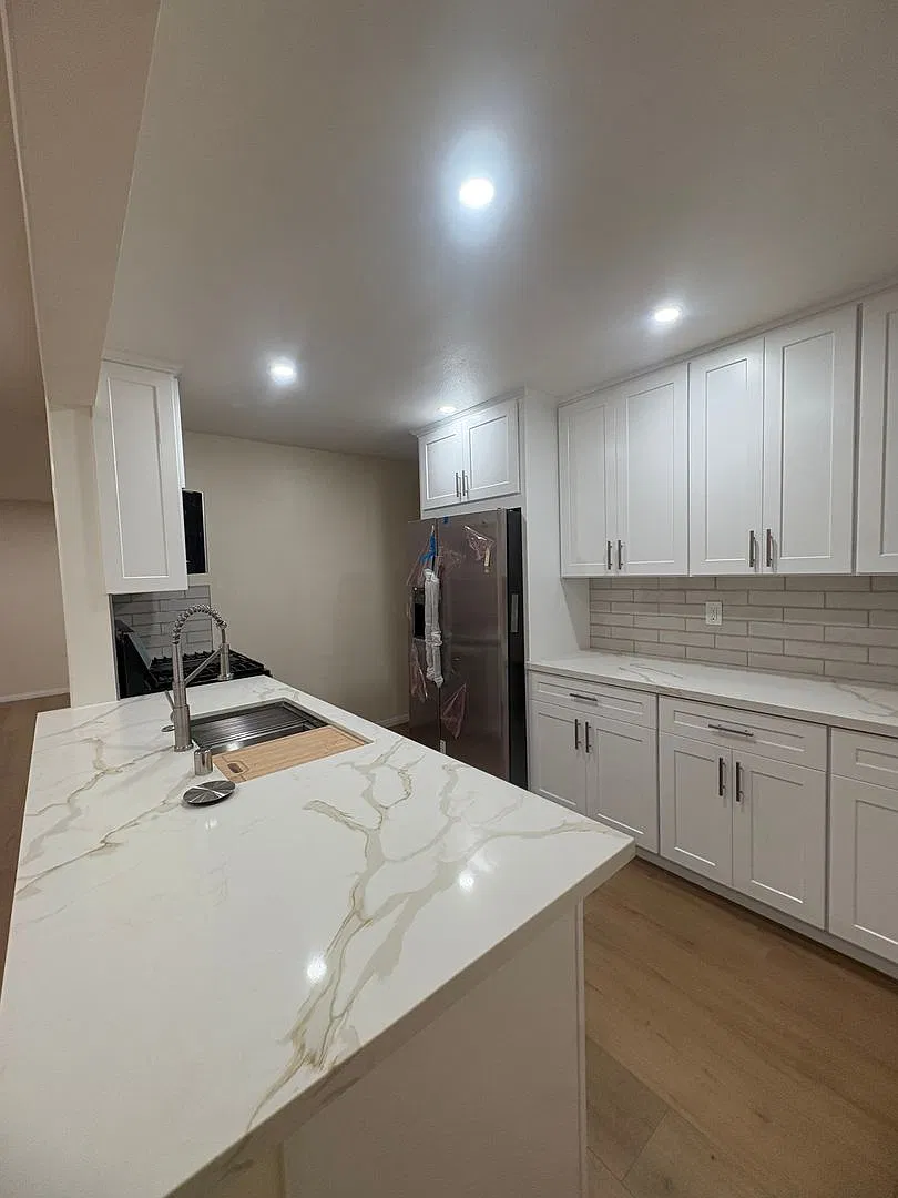 211 Wolff Street — Photo 3
