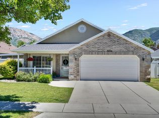 2494 N Dorchester Ave, Harrisville, UT 84414