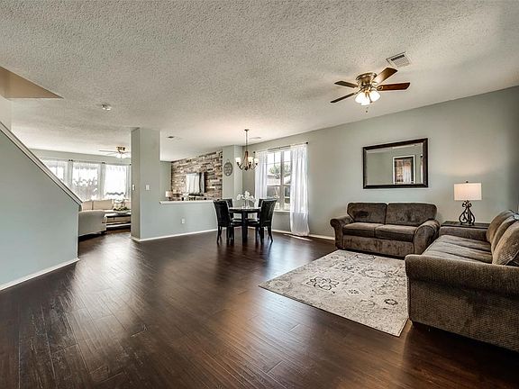 2nd image of 3500 Cattlebaron Dr